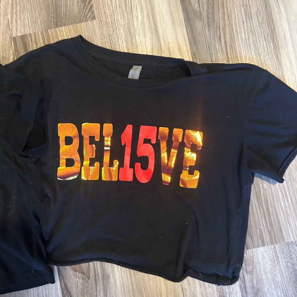 KC Cropped T-shirts - Picture 3 of 4